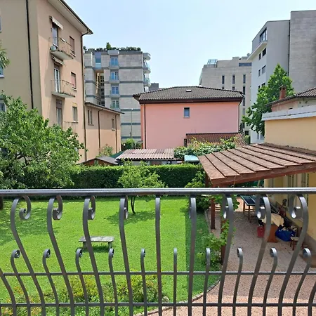 Sestante By Quokka 360 - A Garden In The Town Centre Appartamento *