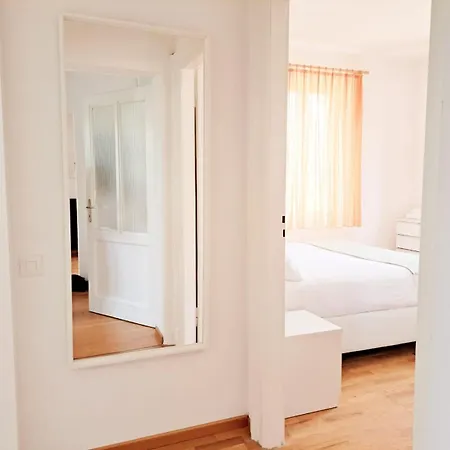 Apartment Sestante By Quokka 360 - A Garden In The Town Centre *
